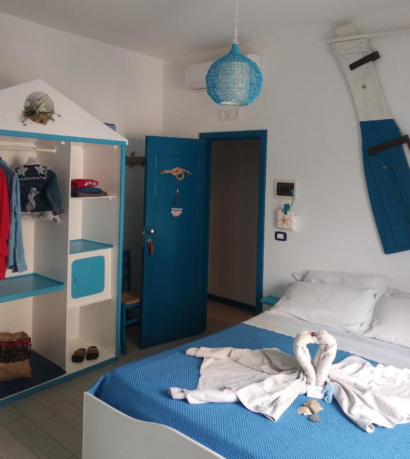 Controvento Rooms Маргерита-ди-Савойя Экстерьер фото